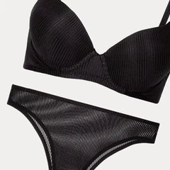 Aura Classic Black T-Shirt bra